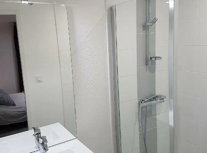 Apartment Meubles Saint Marc *